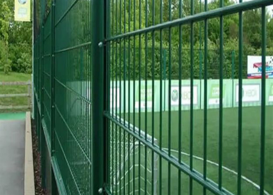 Green Coated  Galvanized 868 Twin Wire Mesh Fencing For Courtyard non rusting