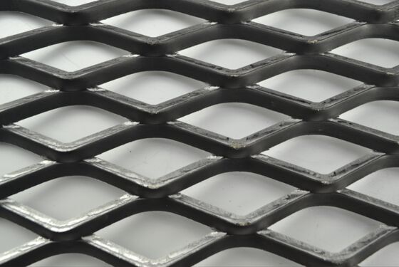 Raised Strands Expanded Metal Wire Mesh with Custom Diamond Opening Pattern in Galvanized Steel for Screening Panels