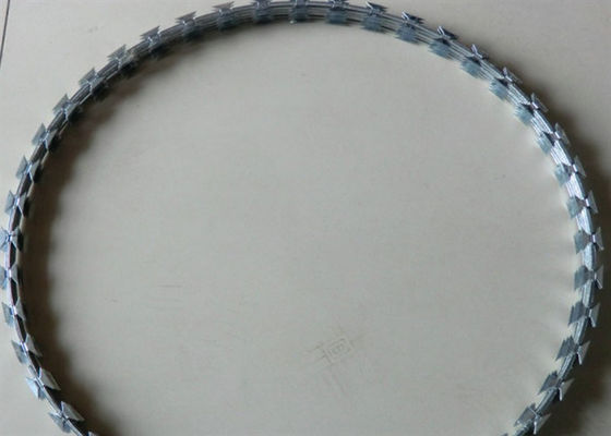 Bto-22 Razor Coil Barbed Wire Pvc Coated 500mm Diameter For Private House