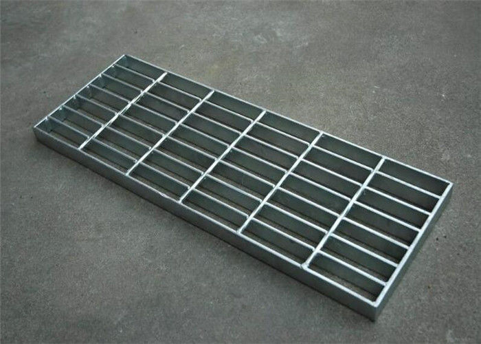 Black White Stainless Steel Floor Grating , Industrial Floor Grates For