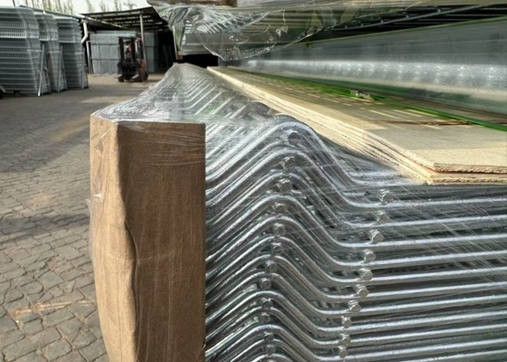 Triangle Fence Panel Anti-Corrosive Steel, Multi-Use Easy Maintenance for Construction Events