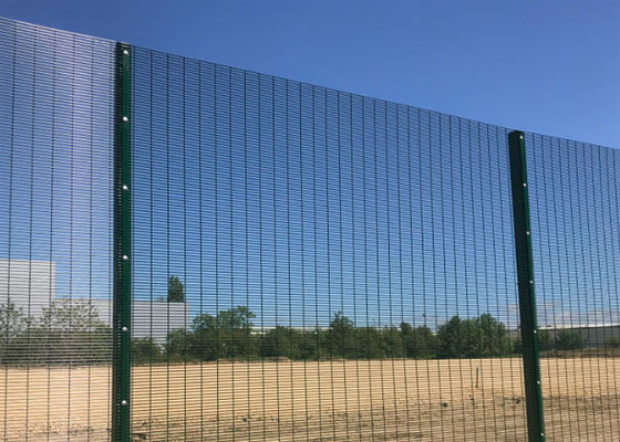 3D Curved Hot Dip Galvanized 358 Security Fencing For Schools / Parks 4.0mm 
