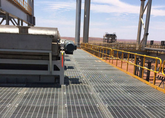 Oil Rigs Slip Resistant Hot Dip Galvanized Steel Grating For Osha Platform Decking